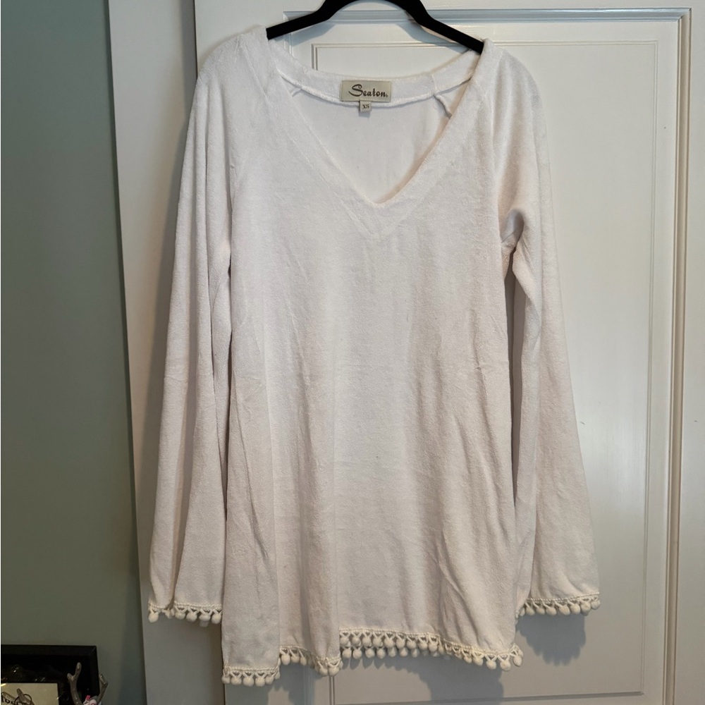 Seaton Women's White V-Neck Coverup